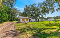 209 S SAINT CLOUD Avenue, VALRICO, FL 33594
