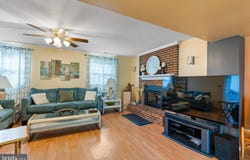 913 SUGAR PINE Drive, BEAR, DE 19701