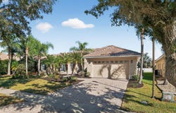 3816 EAGLE ISLE Circle, KISSIMMEE, FL 34746