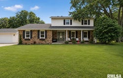 45 LONGVIEW Drive, Springfield, IL 62712