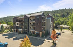 834 McKinley Ave W, Kellogg, ID 83837
