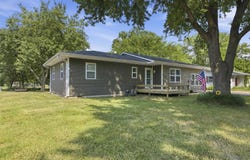 102 Greenfield Circle, Seneca, MO 64865