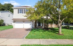 45 Holyoke Rd, Wayne Twp., NJ 07470-2087