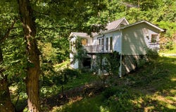 2932 KERNS SCHOOL Road, SPRINGFIELD, WV 26763