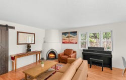1911 THOMAS, Santa Fe, NM 87505