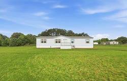 202 Springridge Dr, Texarkana, TX 75501