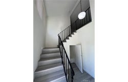 221 Grayson Way, Upland, CA 91786