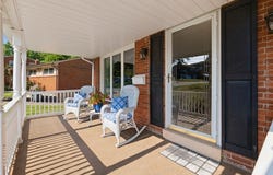 254 Parkedge Rd, Green Tree, PA 15220