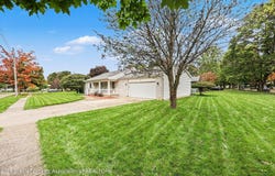 759 E Maple Street, Mason, MI 48854