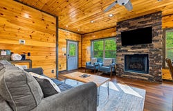 1864 Blue Tick Way, Sevierville, TN 37876