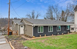 856 Cleveland Ave, Brackenridge, PA 15014