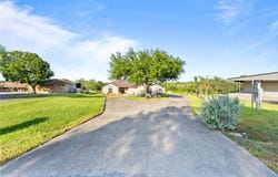 549 House Ave, Sandia, TX 78383