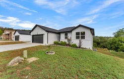 175 Sunrise Villa Drive, Branson, MO 65616