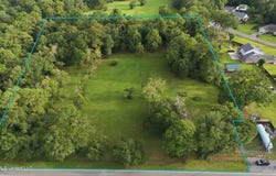 Woolmarket Road, Biloxi, MS 39532