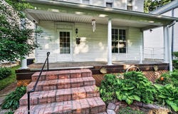 148 Coral Ct, Louisville, KY 40206