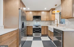 306 COMLY Avenue, LANGHORNE, PA 19047