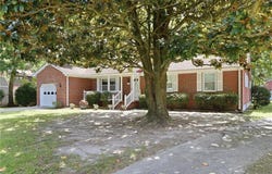 3 Wendell Circle, Poquoson, VA 23662