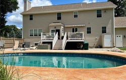 35 E Lantern Road, Smithfield, RI 02917
