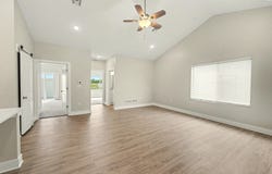 2725 Amelia Ln, Salina, KS 67401