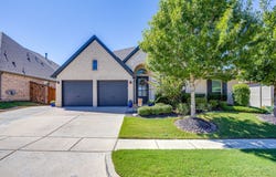 3917 Redbud Drive, Aubrey, TX 76227