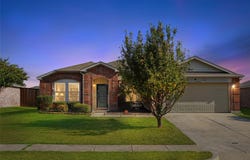 1307 Eagles Nest Trail, Krum, TX 76249