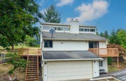1511 RANCH Rd, Reedsport, OR 97467
