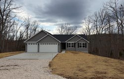 25580 Chaparral, Warrenton, MO 63383