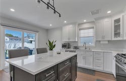 28 Ashley Street, Cranston, RI 02920