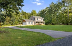 26 Thistle Grove, Round Top, NY 12473