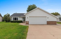 W2527 SKYVIEW Court, APPLETON, WI 54915