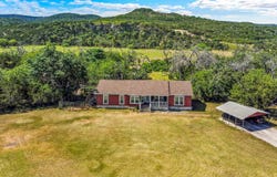 13830 STATE HIGHWAY 16 S, Pipe Creek, TX 78063