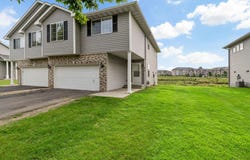 813 Alysheba Road, Shakopee, MN 55379