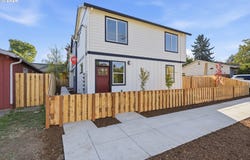 8718 SE Bybee Blvd, Portland, OR 97266