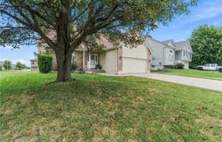 1112 Camelot Drive, Raymore, MO 64083