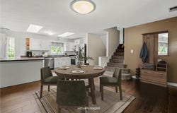 530 Spruce Run Rd, Avalon, PA 15202