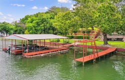363 Oakview Road, Gainesville, TX 76240