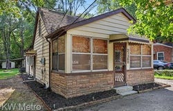 21389 Duns Scotus Street, Southfield, MI 48075