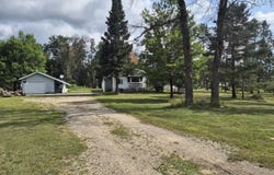 3113 N M-18, Roscommon, MI 48653