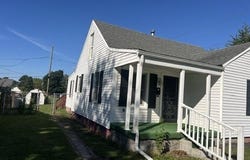 1332 M Avenue, New Castle, IN 47362-2320