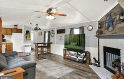 209 MEMORY Lane, HAMBURG, PA 19526