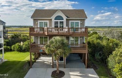 1103 N New River Drive, Surf City, NC 28445