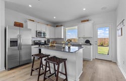 105 Hatari Trl, Jarrell, TX 76537