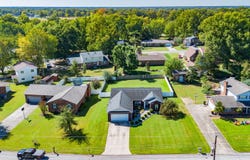 1709 Holiday Drive, Murray, KY 42071
