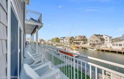 6 Capstan Road, Waretown, NJ 08758