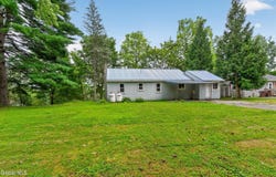 28 Cardinal Lane, New Baltimore, NY 12124