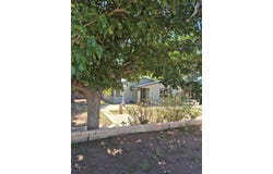 401 S Maple Ave, Van Horn, TX 79855