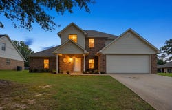 703 Daniel Street, Gladewater, TX 75647