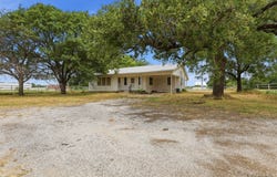 820 Goshen Road, Springtown, TX 76082
