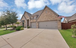 3817 Redbud Drive, Aubrey, TX 76227