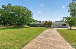 2639 Mount Olive Church Road, Newton, NC 28658